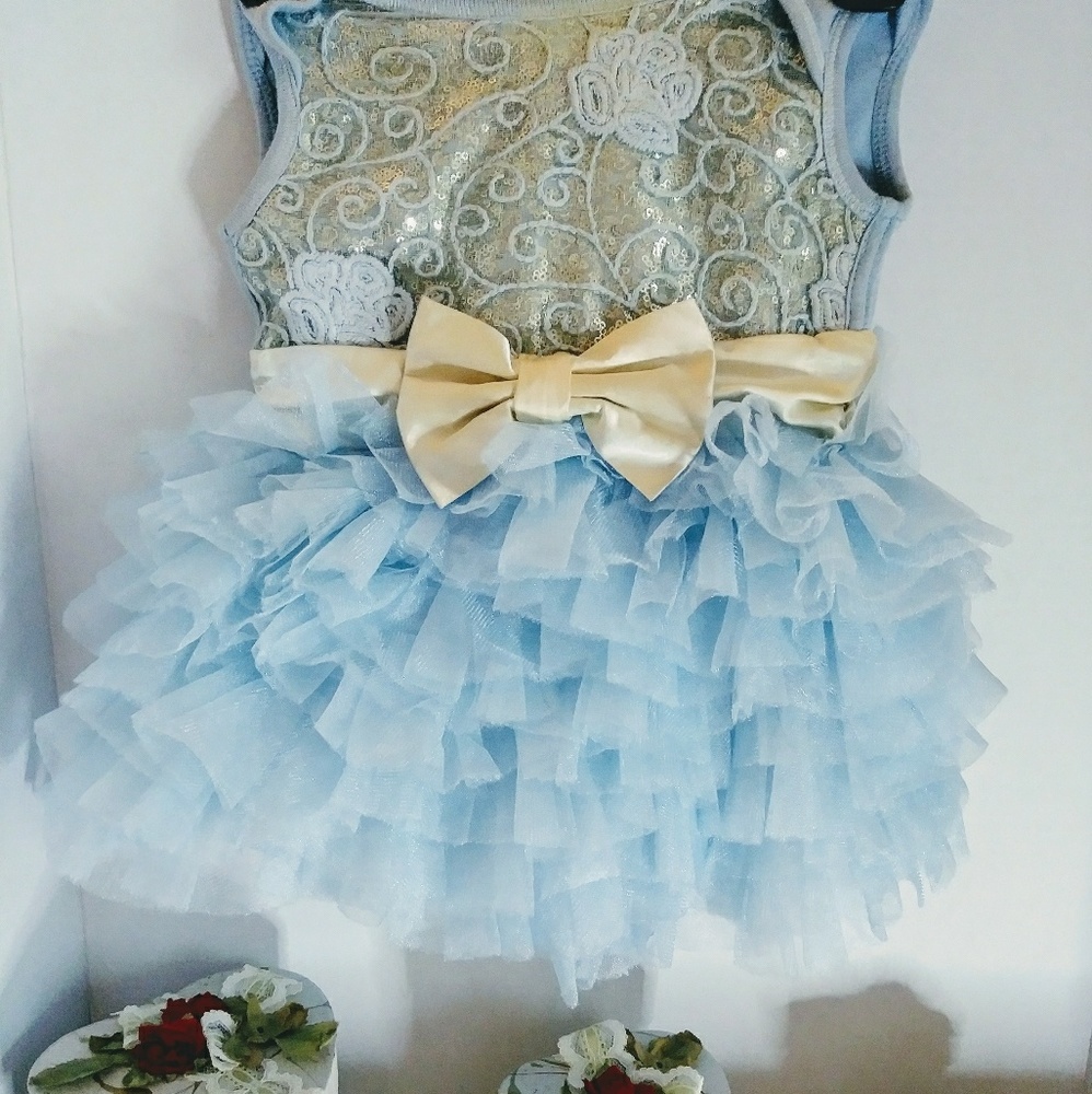 Baby girls designer fluffy dress 9-12month